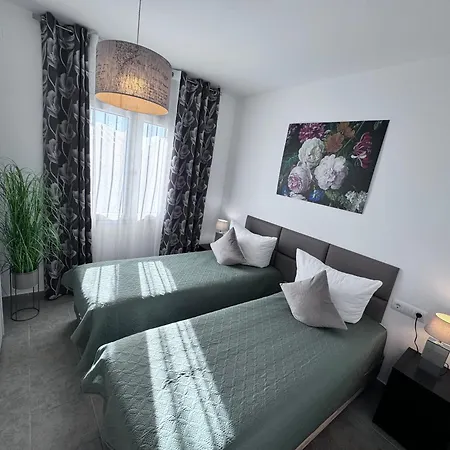 Casa Elena Holiday home *